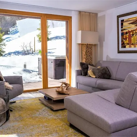 Les Rahas By Mrs Miggins