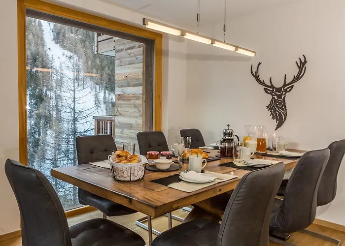 Les Rahas By Mrs Miggins 4* Grimentz