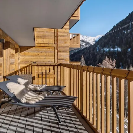Les Rahas By Mrs Miggins 4* Grimentz