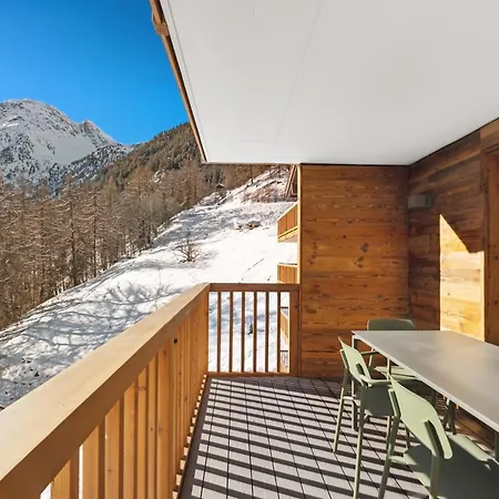 Les Rahas By Mrs Miggins Aparthotel Grimentz