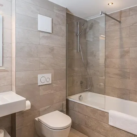 Lägenhetshotell Les Rahas By Mrs Miggins