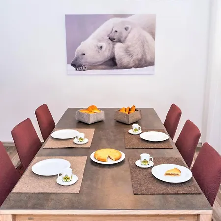 Les Rahas By Mrs Miggins 4* Grimentz